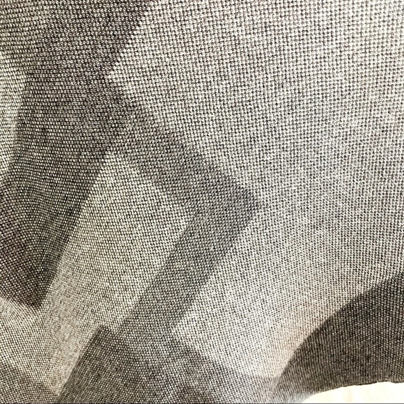 Coco and Carmen Black and White block woman’s sweater wrap Size M - Picture 8 of 8